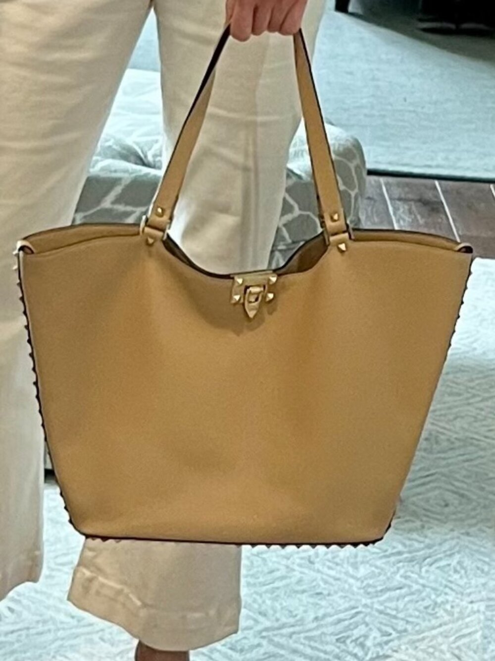 Rockstud Leather Tote CAPPUCCINO